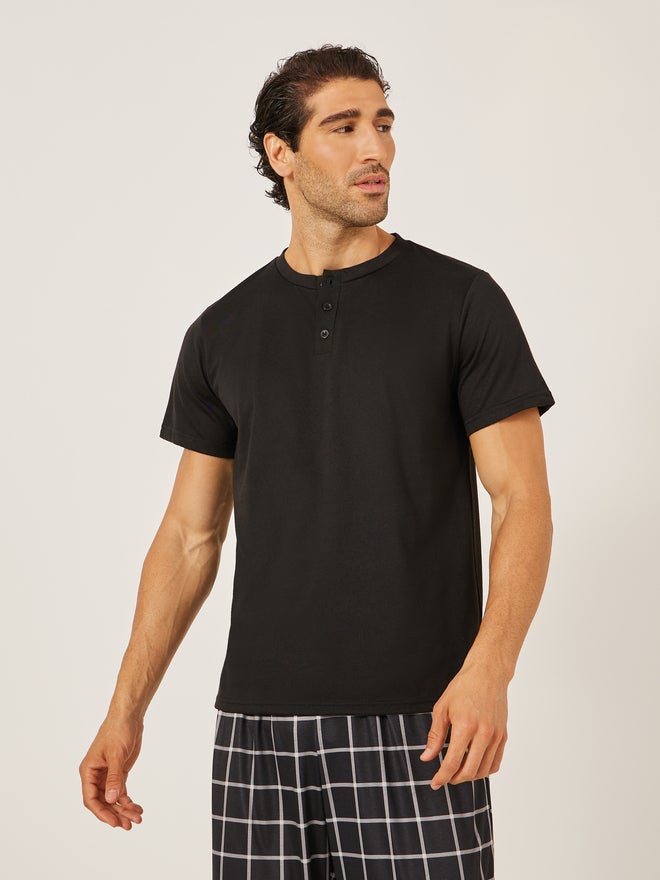 Styli Styli Unwind Solid Henley Neck T-Shirt and Checked Pyjama Set  - Image 2