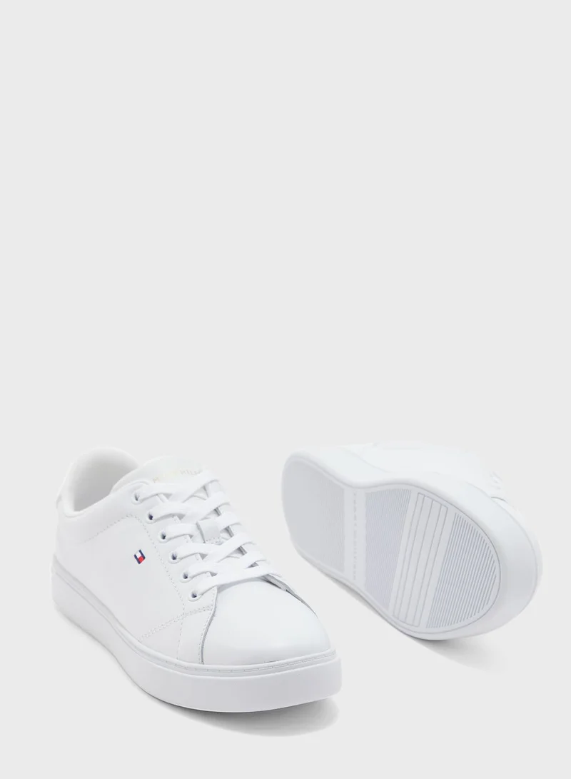 TOMMY HILFIGER Essential Court Sneaker