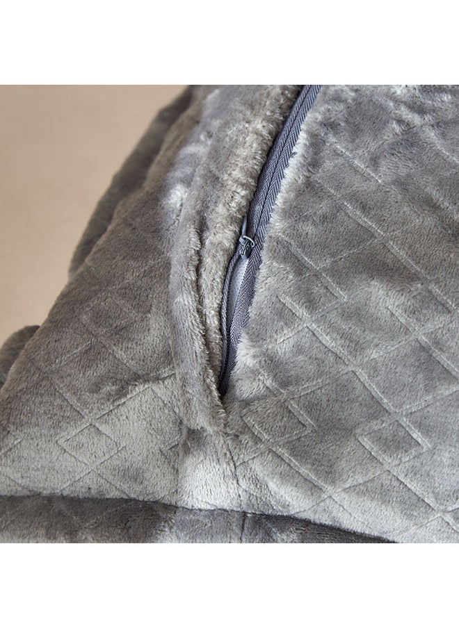 Home Box Lavish Diamond Embossed Solid Cushion Cover 45x45 cm  - Image 3