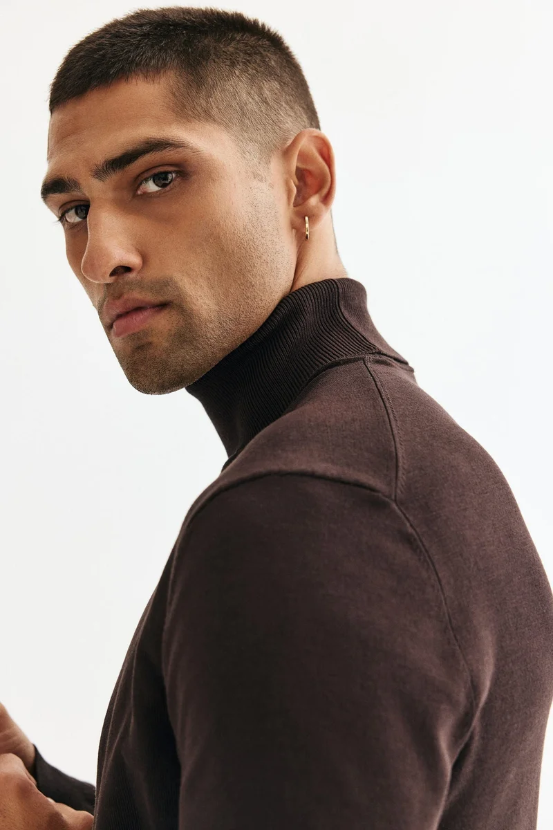H&M  Regular Fit Polo-neck jumper for Men | Best Price UAE