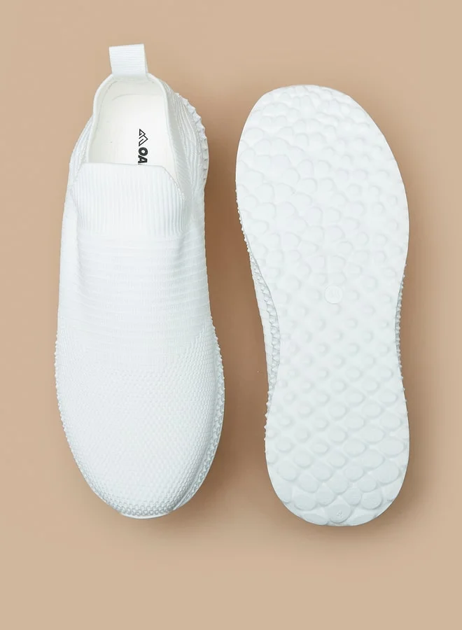 Oaklan by Shoexpress Men's Textured Slip-On Sports Shoes