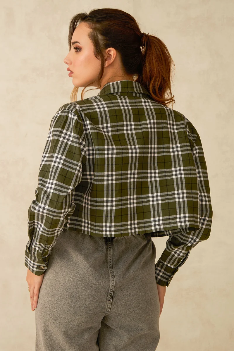 Virgio Cotton Cropped Daywear Plaid Shacket for Women