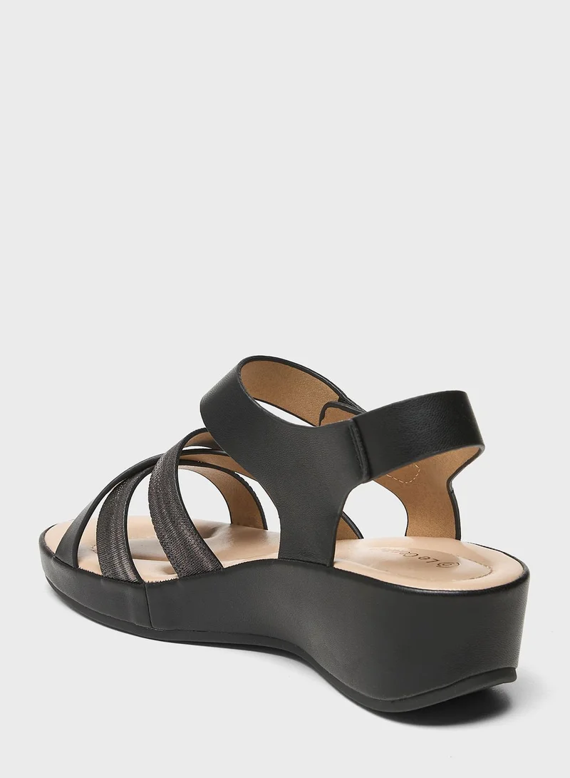 لو كونفورت Multi Strap Wedge Sandals