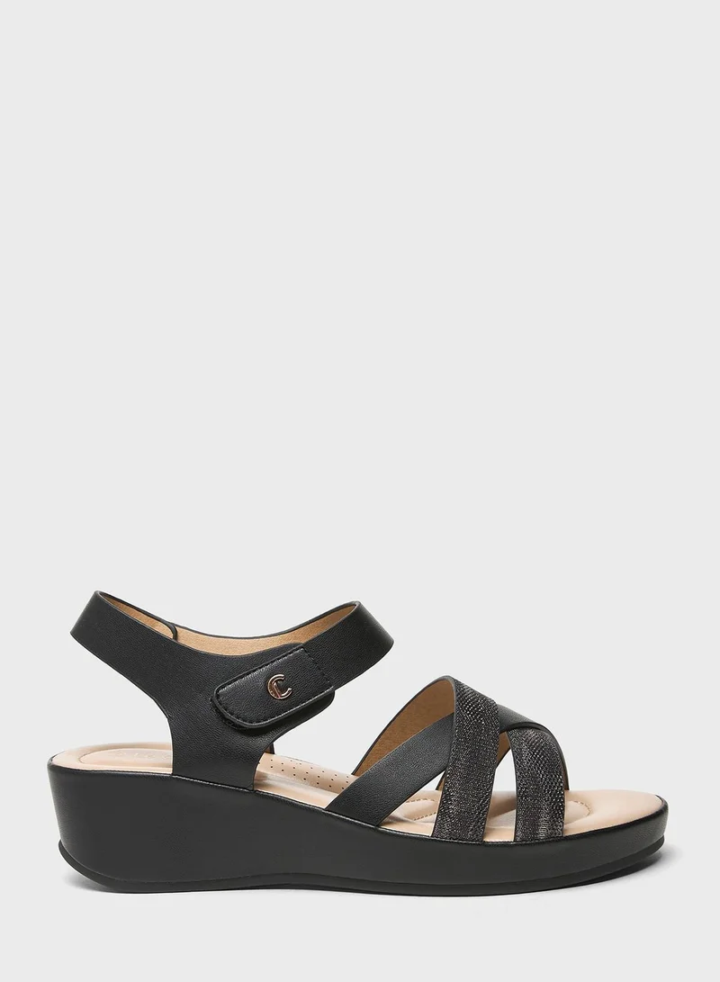 لو كونفورت Multi Strap Wedge Sandals