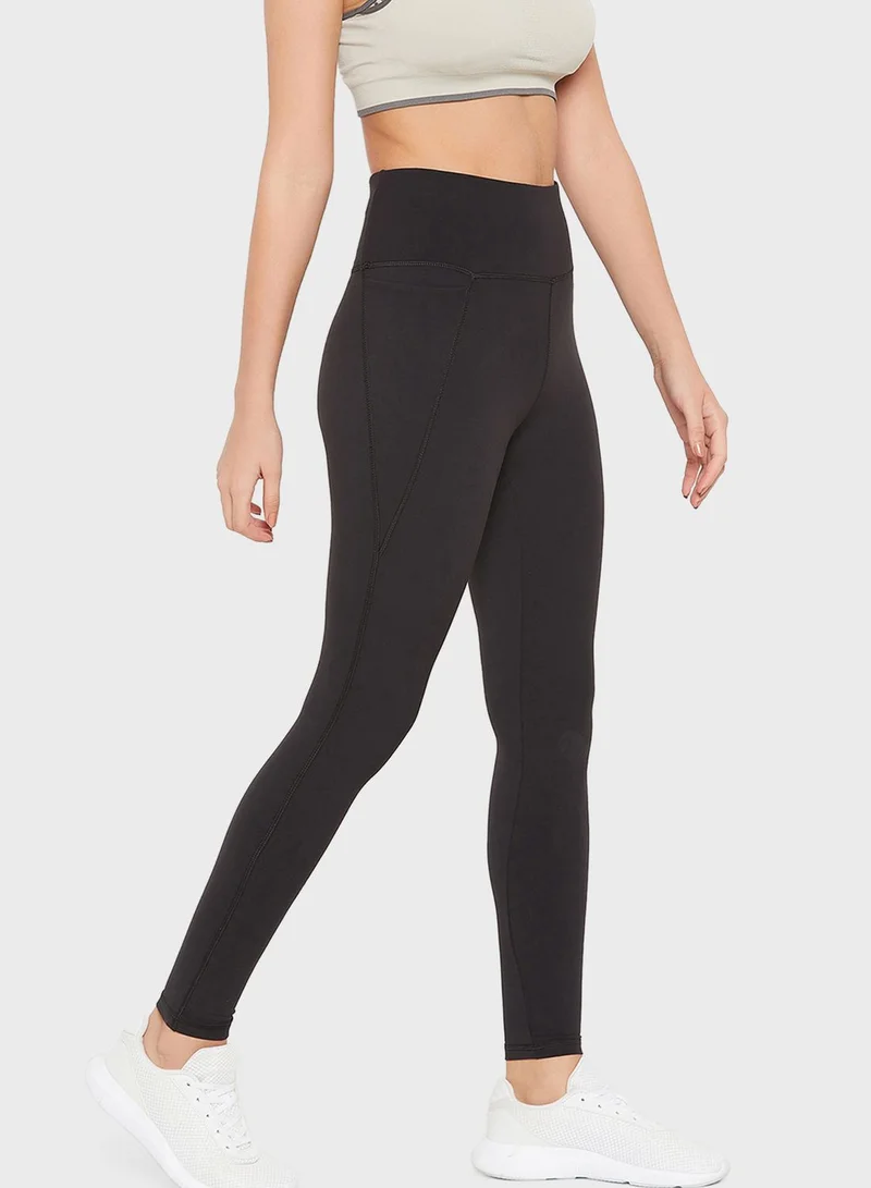 Clovia Feather Feel High-Rise 3 Pocket Tights