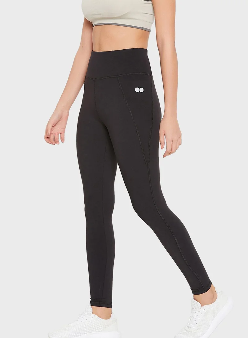 Clovia Feather Feel High-Rise 3 Pocket Tights