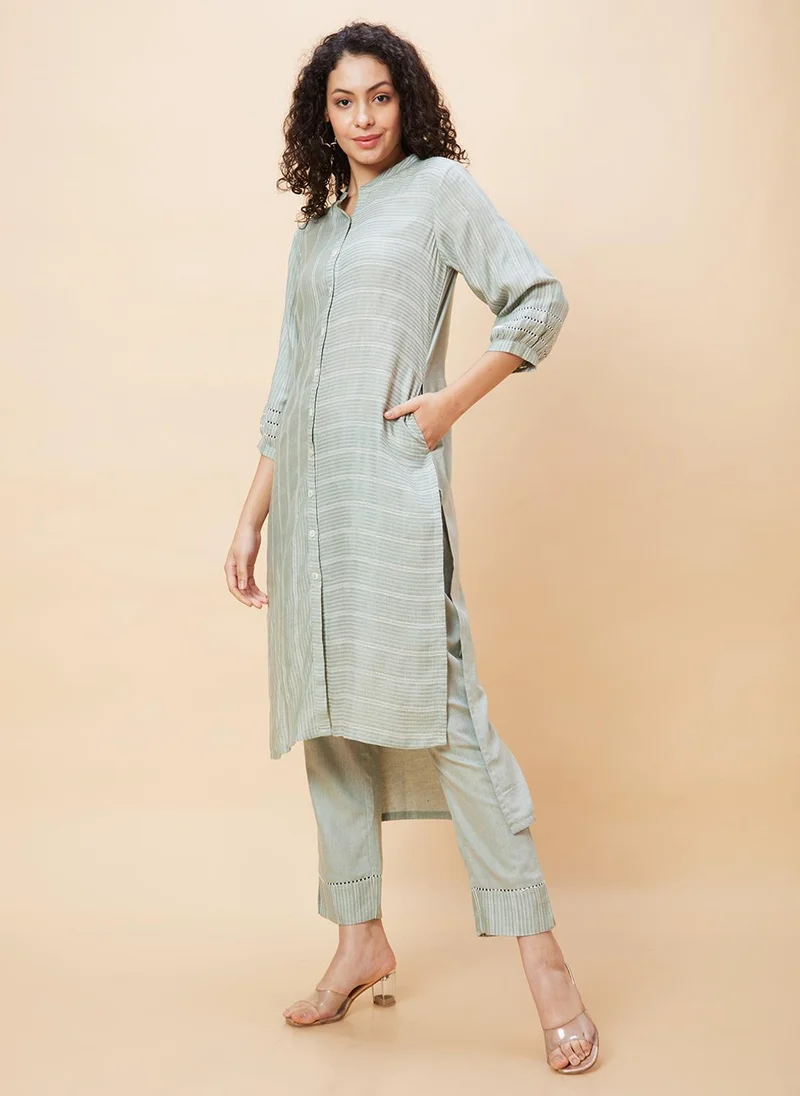 globus Globus Women Mandarin Collar High Low Kurta With Trousers