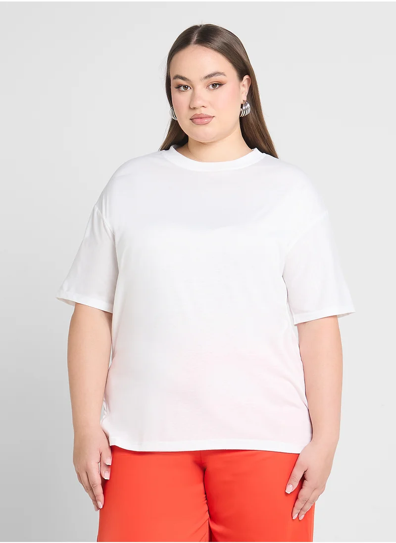 جينجر بلس Oversize T-Shirt With Side Slit