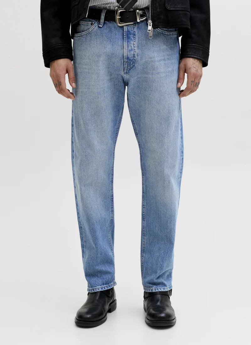 Relaxed Fit Jeans