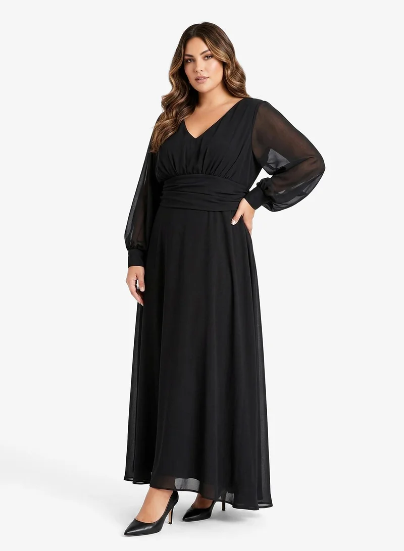 ايلا بلس فستان مقاس كبير بتصميم - وأكمام بشق