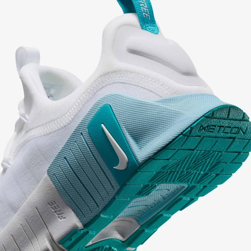 Nike Women's Free Metcon 6 Training Shoes