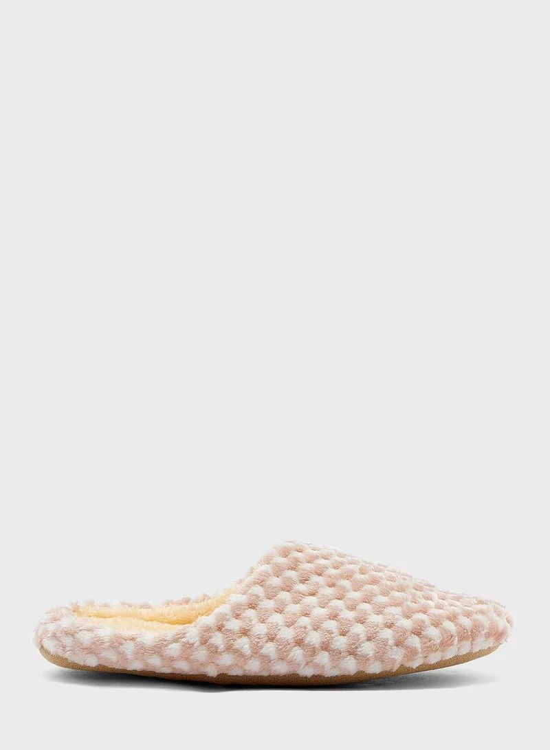 Ginger Textured Closed Toe Bedroom Slippers