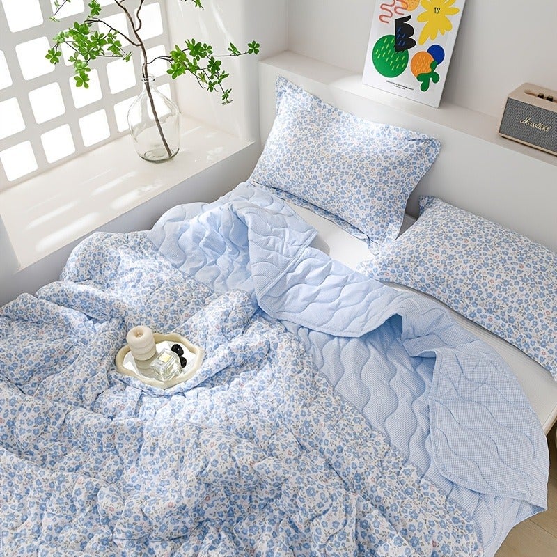 3pcs Soft Skin-Friendly Thin Duvet Cover Bedspread & Throw Blanket - Suitable for All-Season Bed Sheets, Single/Double/King Size Bedding, Machine Washable Coverlet for Home, Hotel, Sofa, Holiday Gift (No Inserts, Floral Print) - Image 1
