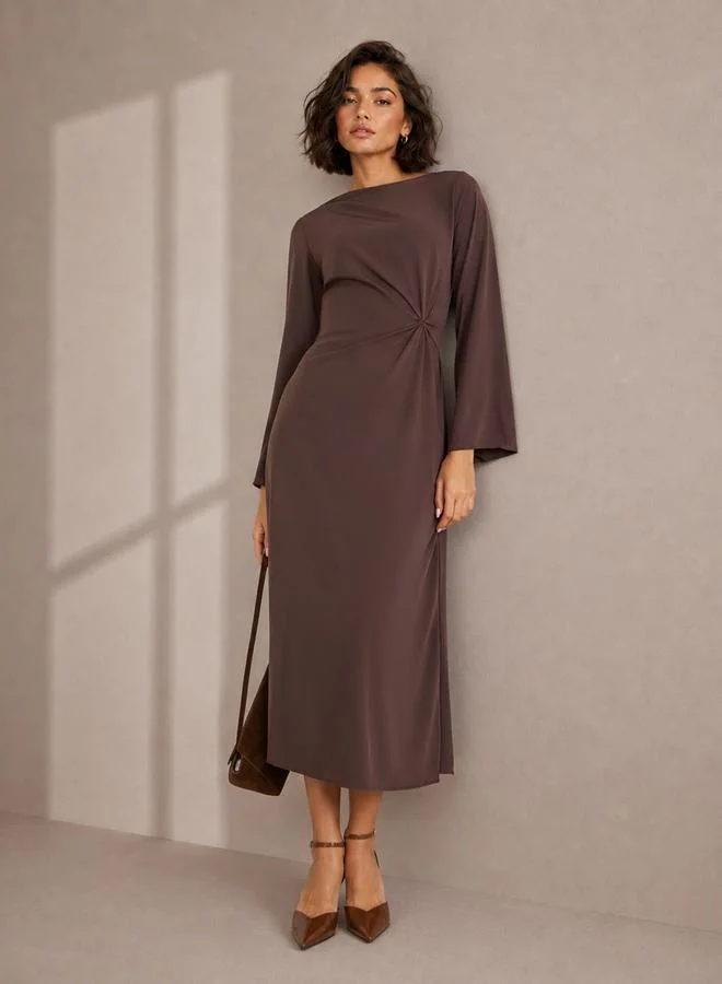 ستايلي Brown Solid Gathered Detail A-Line Maxi Dress