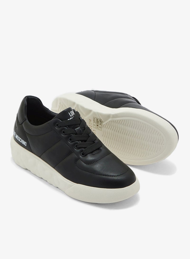 لوف موسكينو سنيكرز برباط منخفض - Image 3