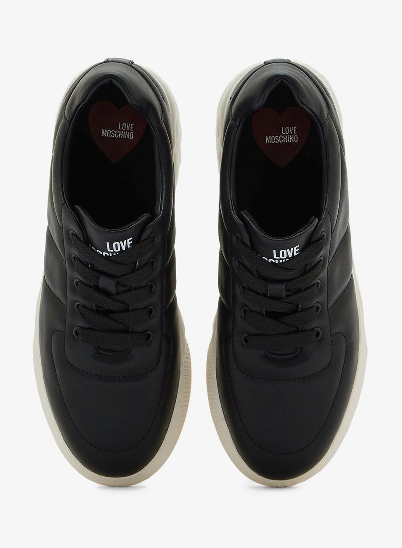 لوف موسكينو سنيكرز برباط منخفض - Image 4