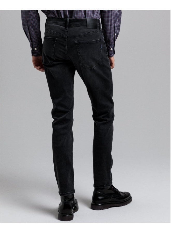 Gant Maxen Extra Slim Fit Active-Recover Black Jeans - Image 3