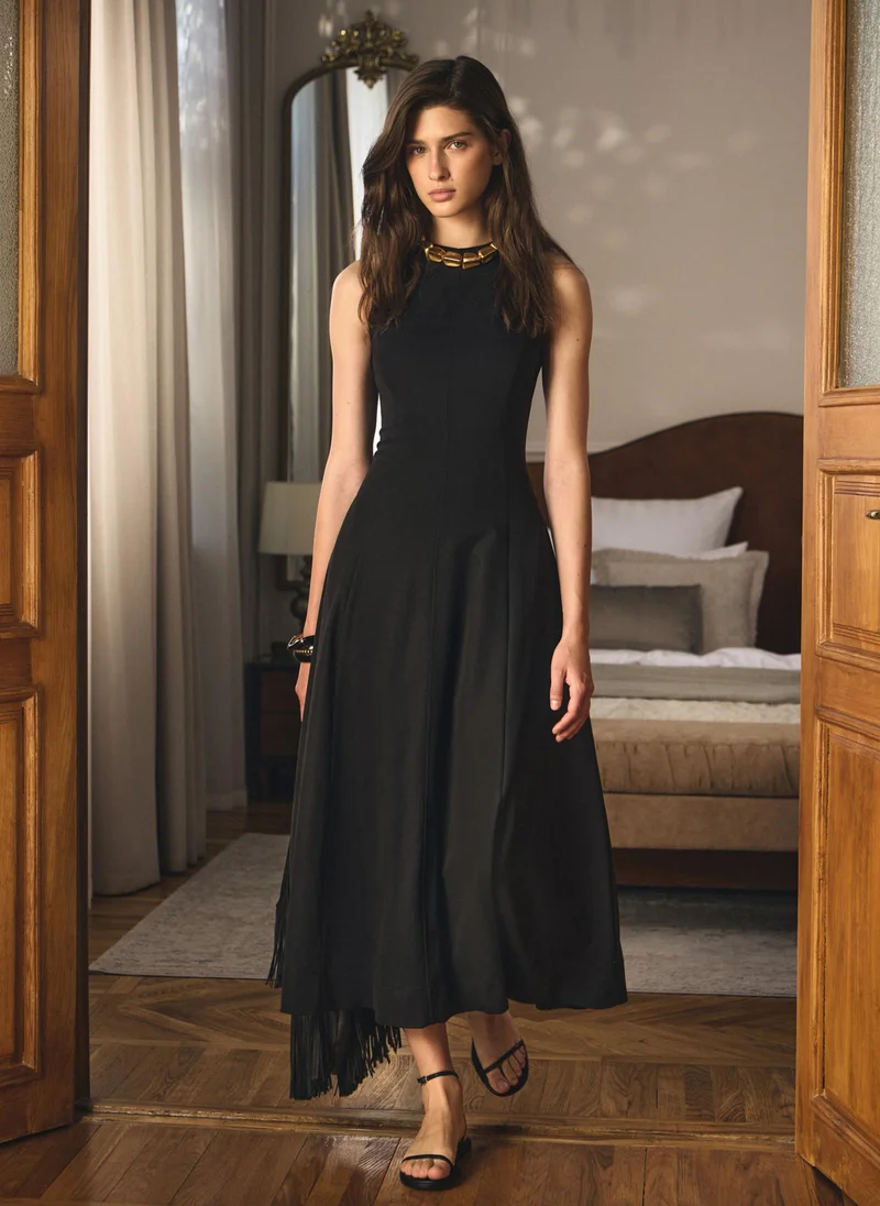 Lichi Fitted midi dress with vertical darts on the bodice