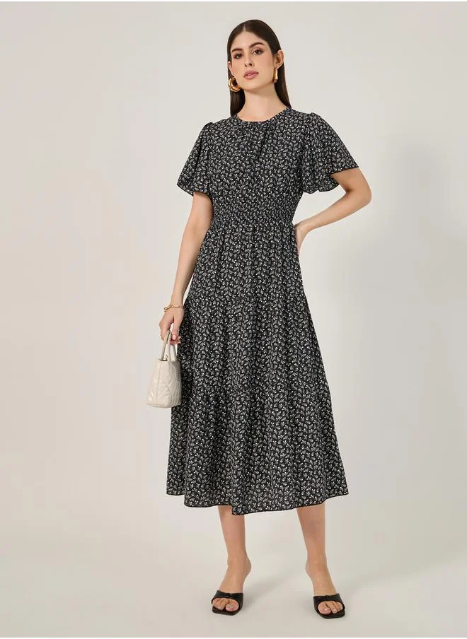 ستايلي All-Over Print Short Sleeves Tiered Midi Dress