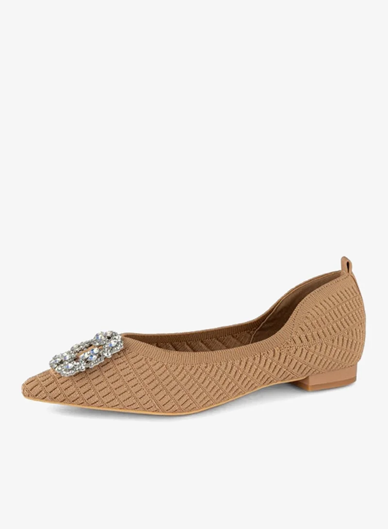 Vincci Women Pointed Toe Low Heel Pumps