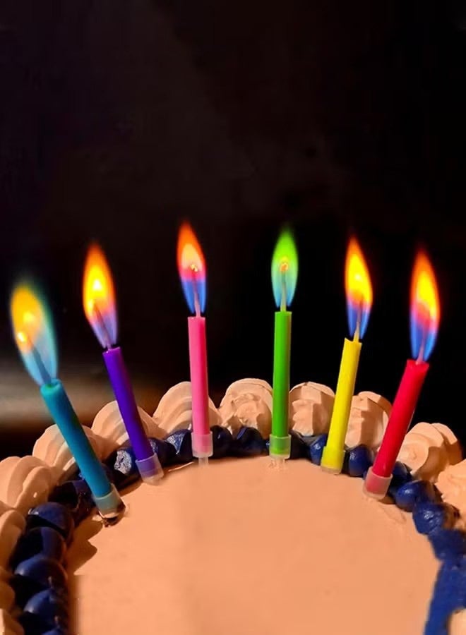 واي جيه شموع عيد ميلاد سعيد، تضمين حاملي شموع عيد الميلاد المرح الشموع الملونة، لفطائر عيد الميلاد لجعلها احتفالا سحريا (ملون، 6) - Image 1