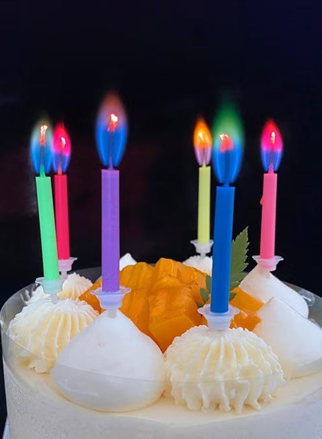 واي جيه شموع عيد ميلاد سعيد، تضمين حاملي شموع عيد الميلاد المرح الشموع الملونة، لفطائر عيد الميلاد لجعلها احتفالا سحريا (ملون، 6) - Image 2