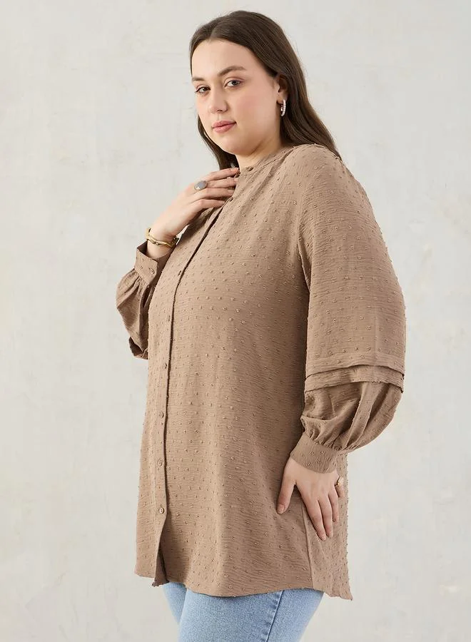 Femmella Femmella Plus Beige Dobby Longline Shirt