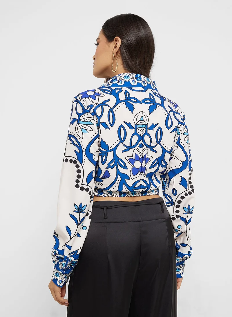 ايلا بلوزة قصيرة مطبوعة