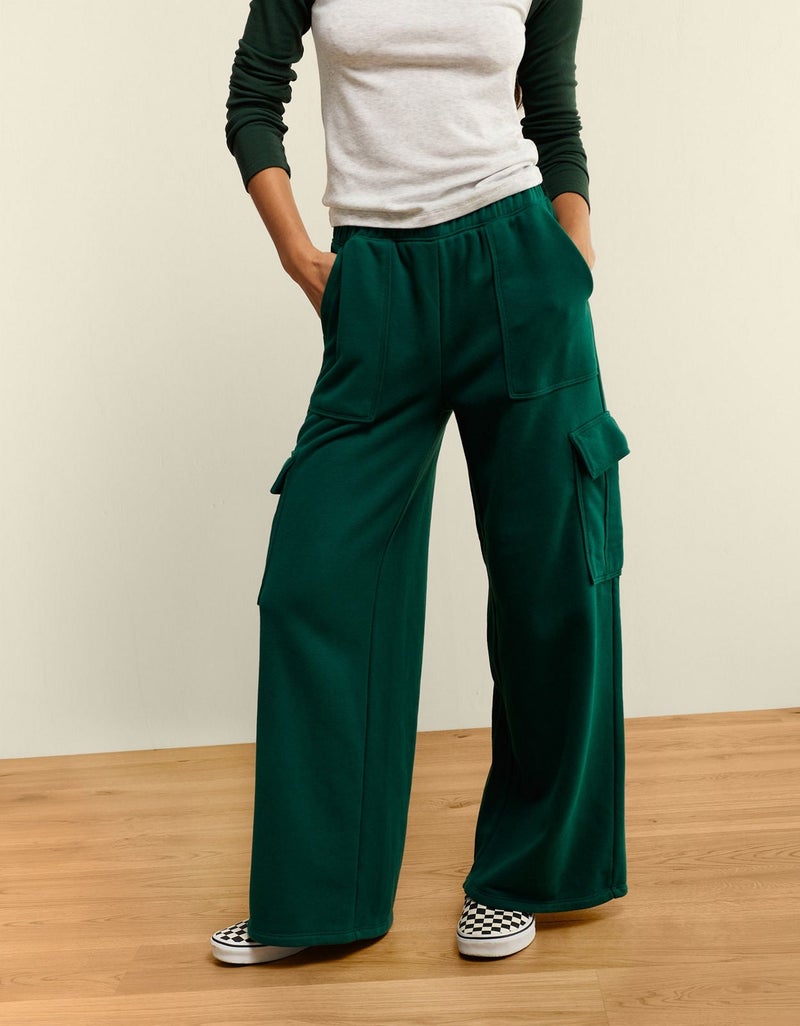 American Eagle AE Everyday Luxe Cargo Wide-Leg Sweatpant - Image 1