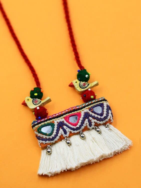 Adikala Wooden Birds Beads for Toran Or Hangings, Beading Jewellery, Making & Art and Crafts Work Color-Multicolor 1.INCH_(Set of 25) - Image 3