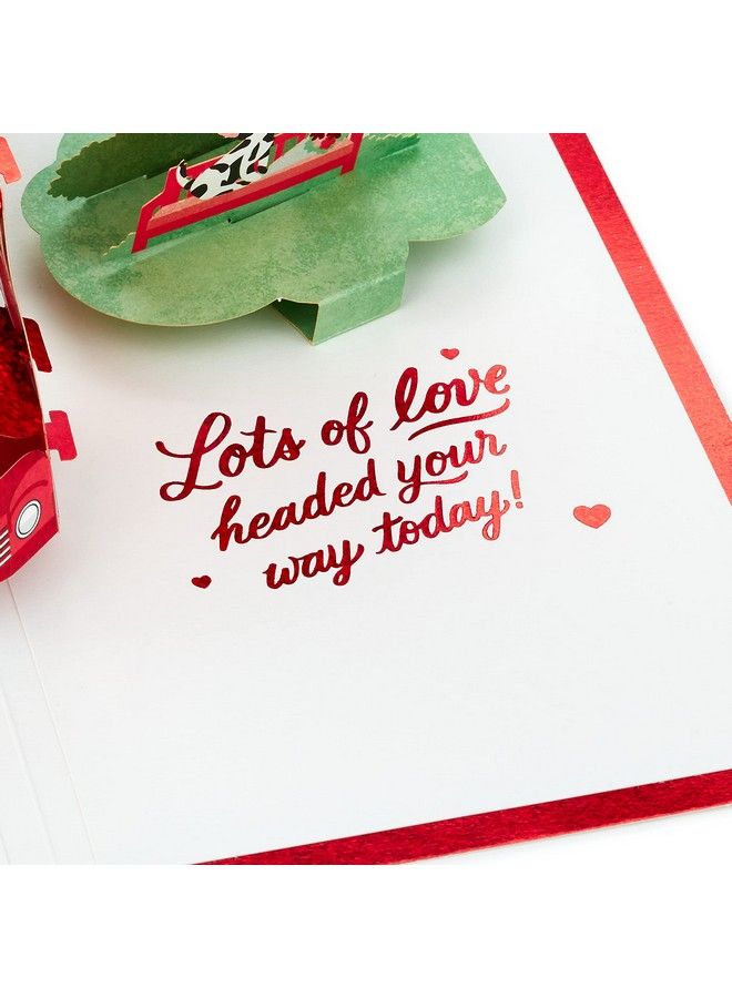 Hallmark بطاقة عيد الحب المنبثقة من Signature Paper Wonder (شاحنة حمراء عتيقة) - Image 5