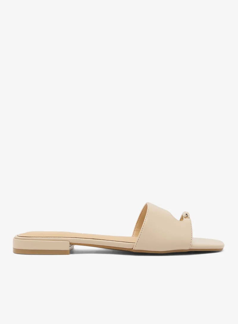 GUESS Casual Flat Sandals