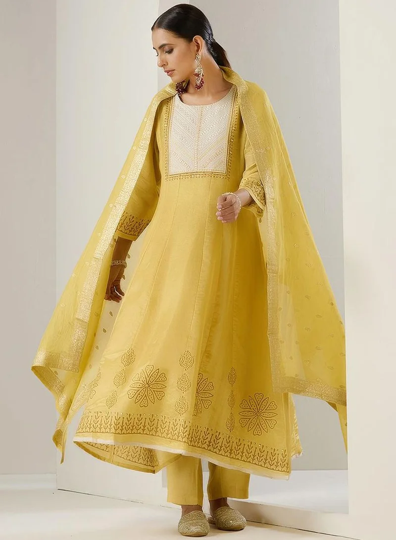 ISHIN Women's Yellow Shimmer Printed Tunic Full Length Casual Regular Fit Kurta Set