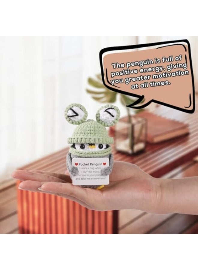 دُمى البطريق الإيجابية  - لعبة محببة ومضحكة من الصوف مع بطاقة إيجابية، بطريق محبوك بقبعة ضفدع، هدية تخرج لتحفيز الأصدقاء، دعم عاطفي. - Image 2