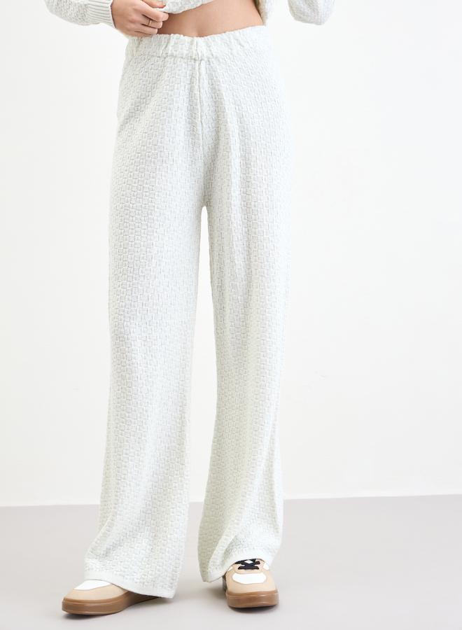 ستايلي طقم منسق من كارديغان محاك وبنطال أوف وايت - Image 5