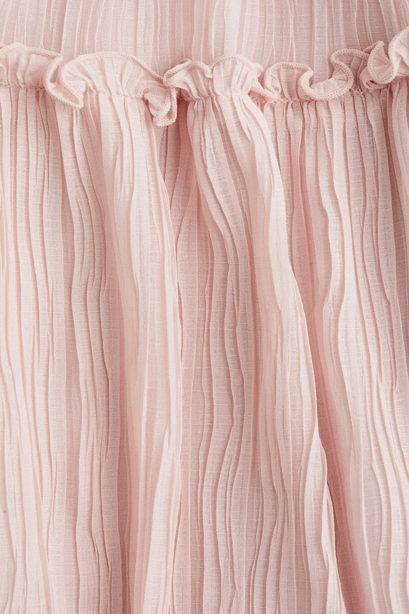 اتش اند ام فستان من نسيج مجعد