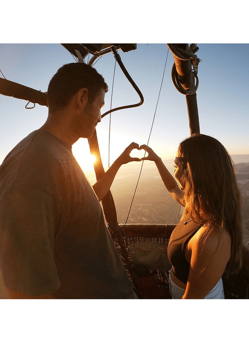 Hot Air Balloon Flight For Two Experience Over The Desert With Refreshments with Free Spa Voucher - pzsku/ZAE813C99BA2BA0A87941Z/45/_/1723119812/4c67ed87-775c-4a17-92ce-2169fefe8033