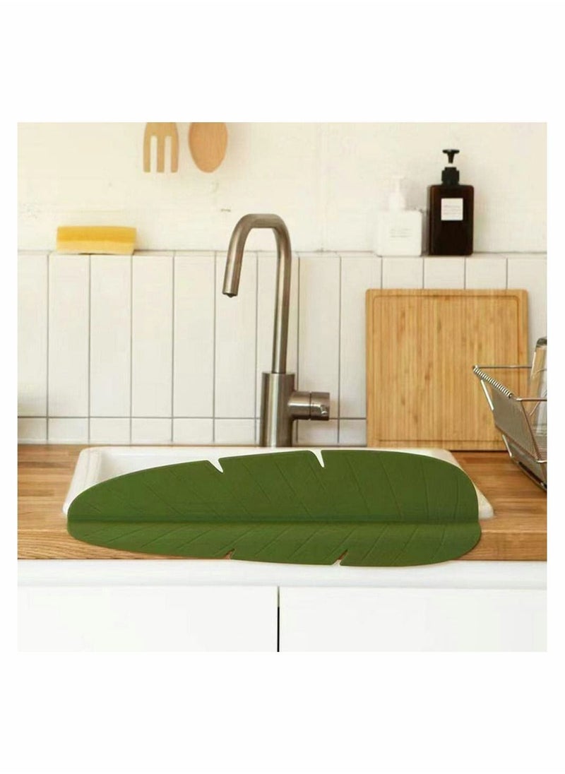 Kitchen Bathroom Sink Splashback, Water Baffle, Premium Leaf Silicone Backsplash Behind Faucet, Upgraded Design Dish Washing Anti Splash Suction Plate (Green)