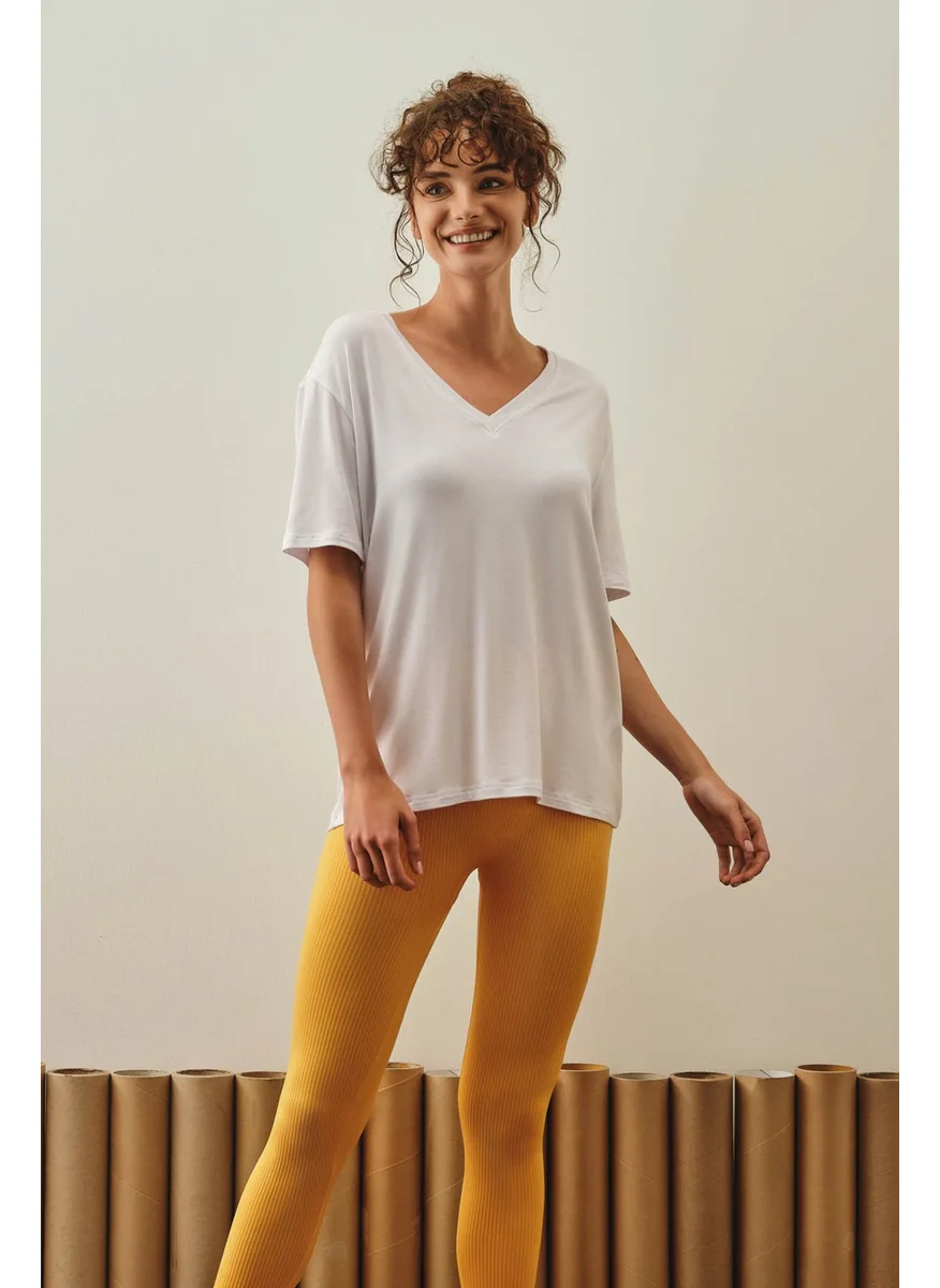Hays Women's T-Shirt-Short Sleeve