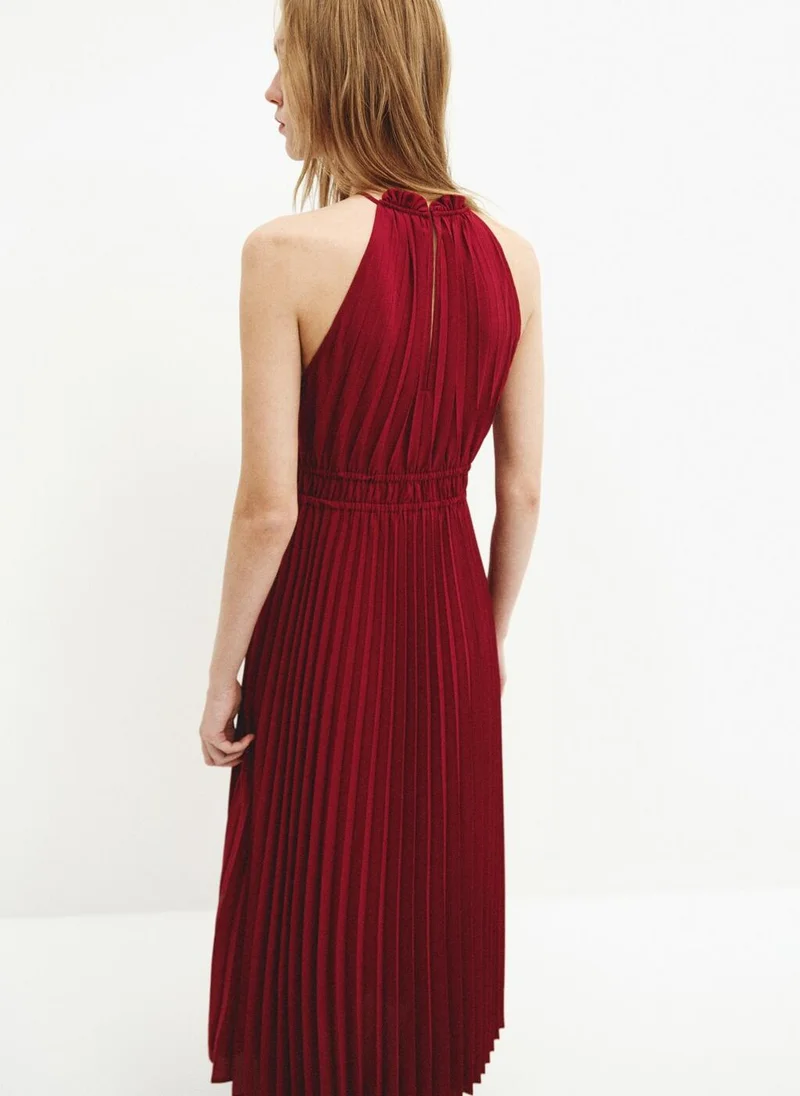 مانجو Pleated halter neck dress
