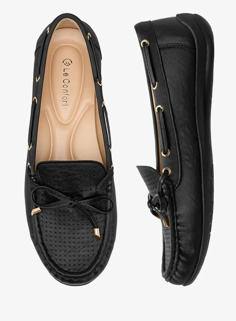 Le Confort Women Perforated Bow Detail Moccasins