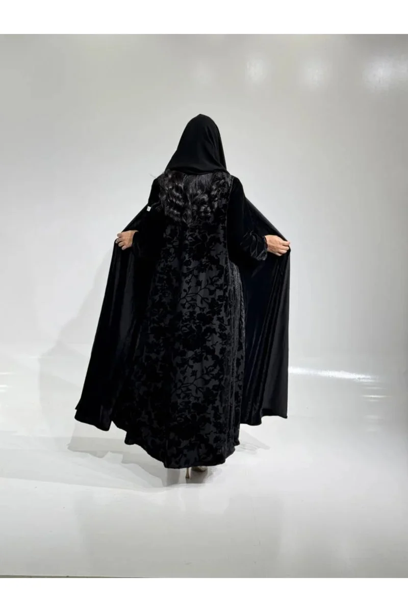 توري للعبايات عباية مخمل اسود مع مخمل شيفون من الخلف