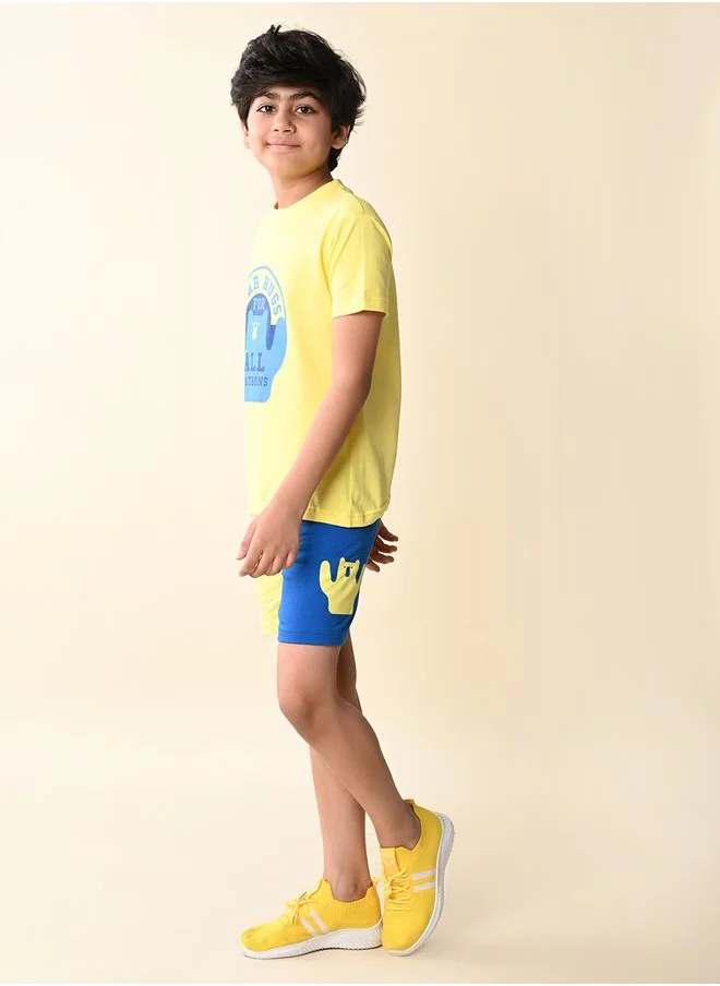 LILPICKS Smiley Print T-Shirt & Colorblock Shorts Set