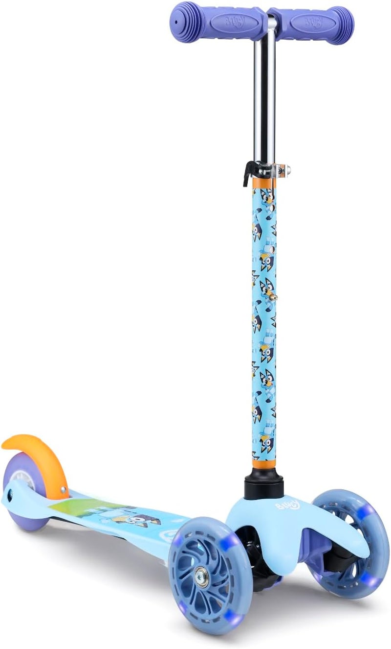 VOYAGER Self Balancing Kick Scooter with Light Up Wheels, Extra Wide Deck, 3 Wheel Platform, Foot Activated Brake, 75 lbs Limit, Kids & Toddlers Girls or Boys, for Ages 3 and Up - Image 1