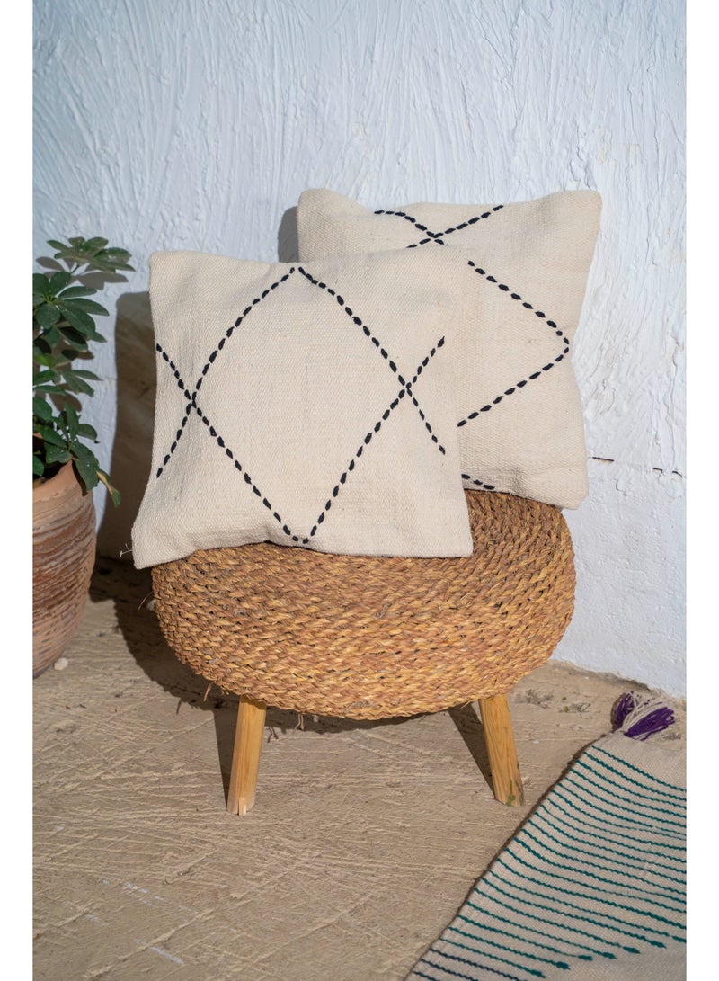 set of 2 matching Decorative cotton  cushion cover- 45 x 45 cm- beige - Image 2