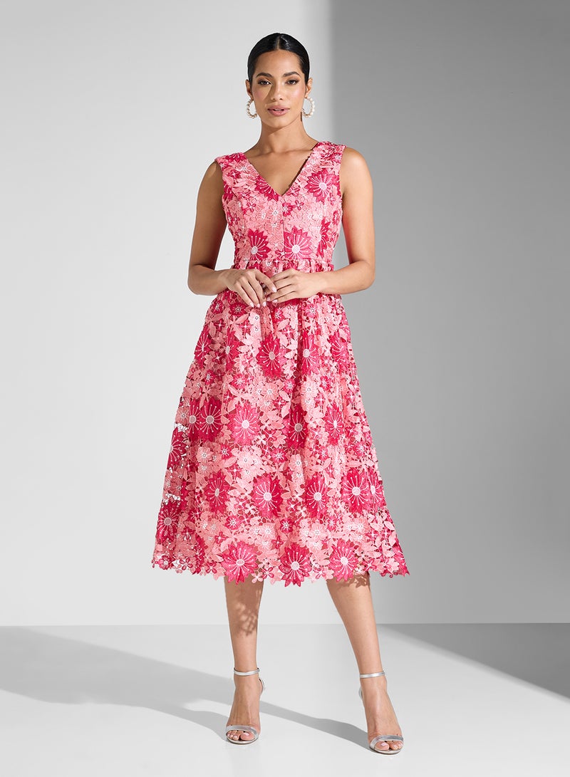 Just Me Floral Lace Midi Dress - Image 5