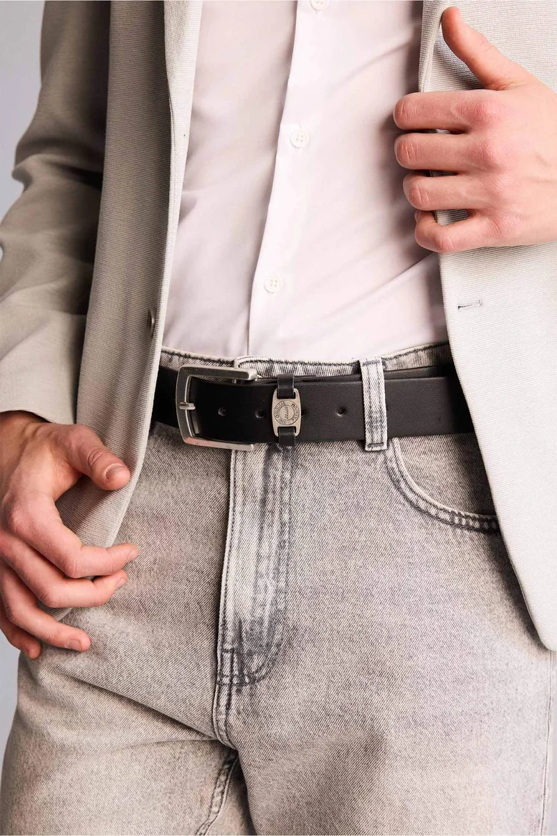 ديفاكتو Man Rectangle Clasp Faux Leather Jean Belt