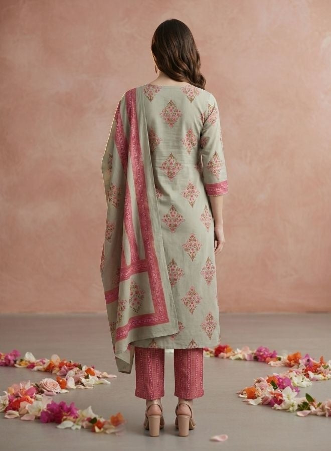Yuris Women Green  Pink Printed Kurta with Palazzos  Dupatta - Image 5