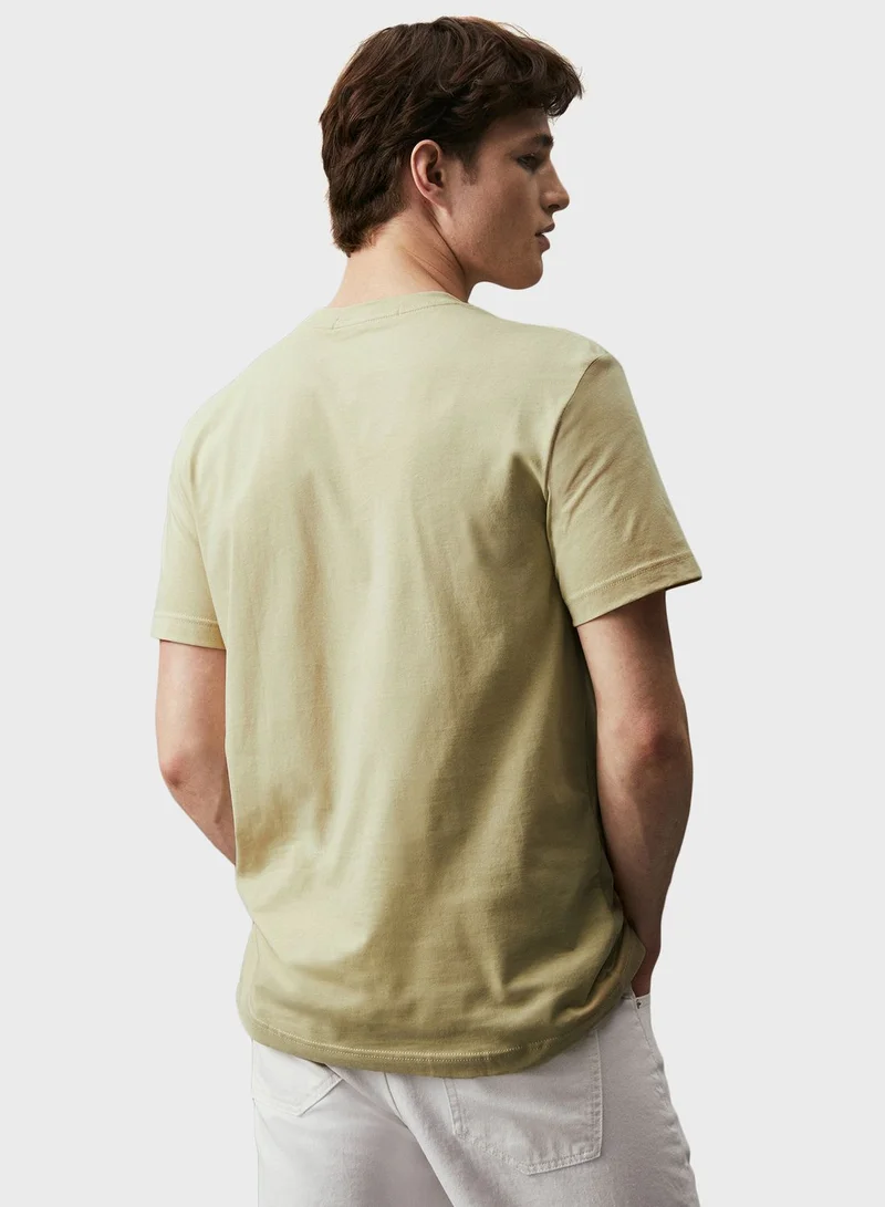 Calvin Klein Jeans Essential Crew Neck T-Shirt