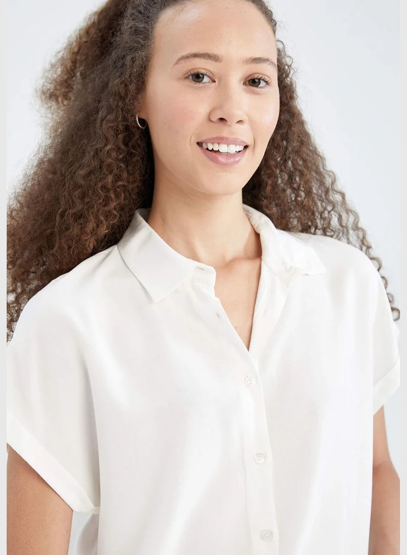 DeFacto Short Sleeved Regular Fit Shirt Neck Top